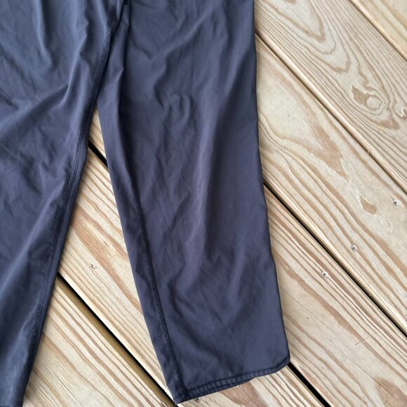 LULULEMON KEEP IT CLASSIC 23" CROP JOGGERS / PANTS 6 black - Picture 4 of 9